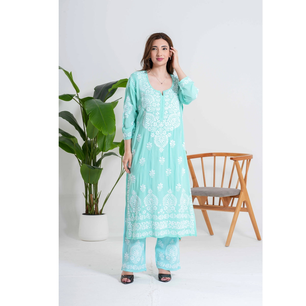 Neelam Sea Green Handcrafted Chikankari Set