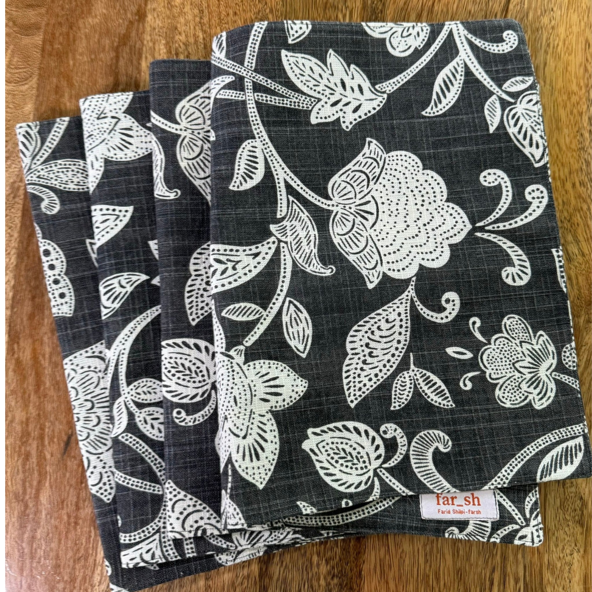 Printed  check table Decor set