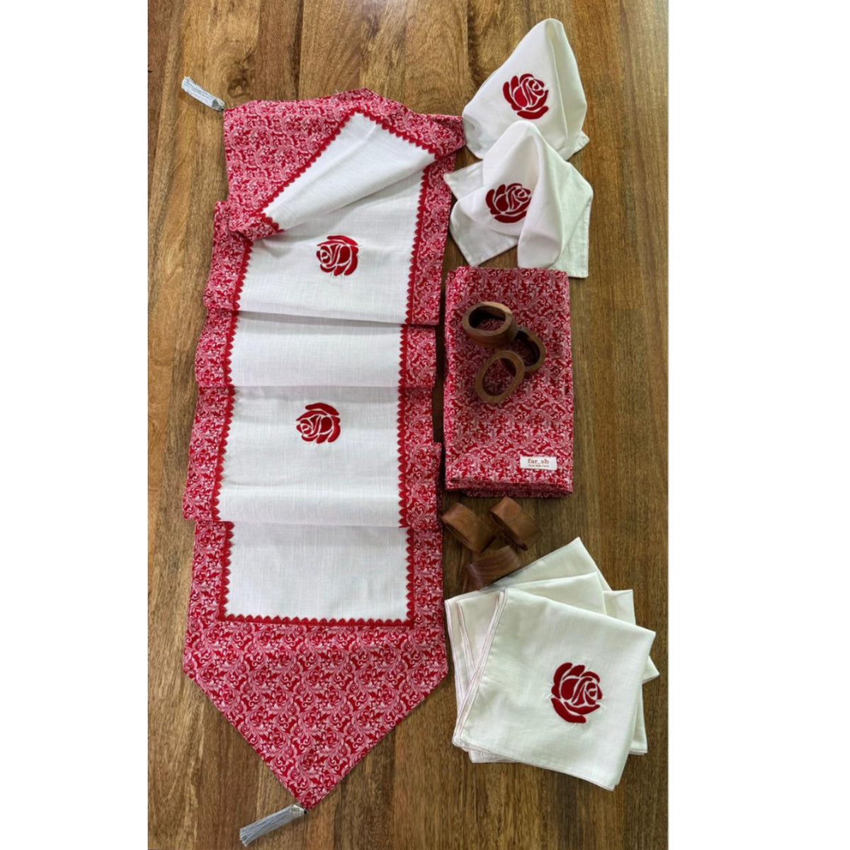 Holiday Delight Premium set of 6